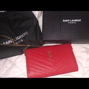 YSL CHAIN WALLET IN LIPSTICK RED